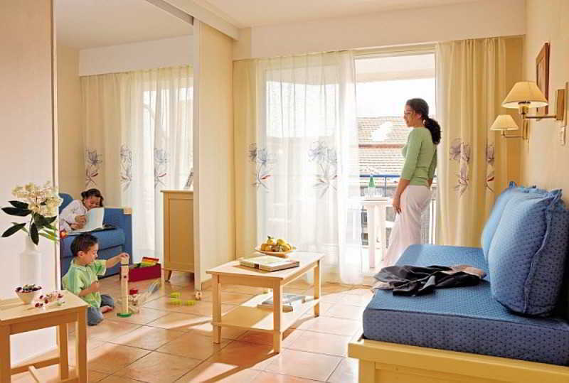 Residence Pierre & Vacances Les Rivages Du Parc Menton Exteriér fotografie